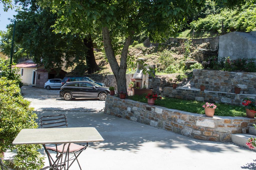 Adilon Hotell Tsagarada Exteriör bild